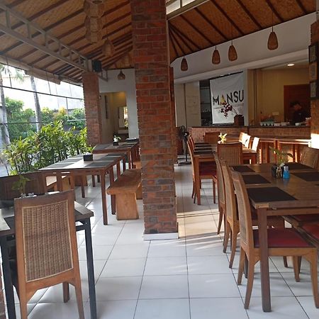 Mansu Hotel And Spa Legian クタ エクステリア 写真